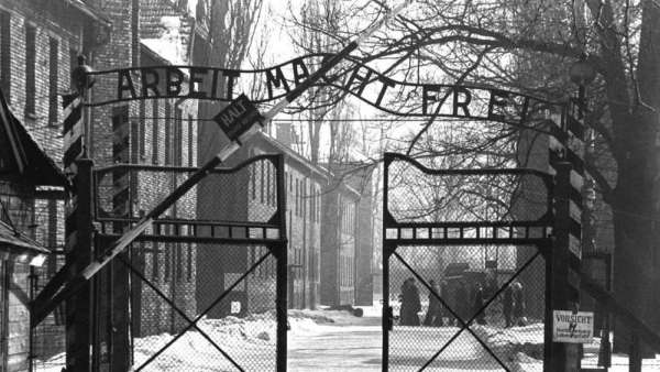 L'IPSSAR MATTEI di Vieste ad Auschwitz e Birkenau per "Il giorno della memoria".