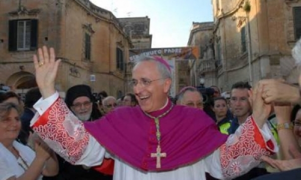 Mons D'Ambrosio resta arcivescovo di Lecce fino a dicenbre