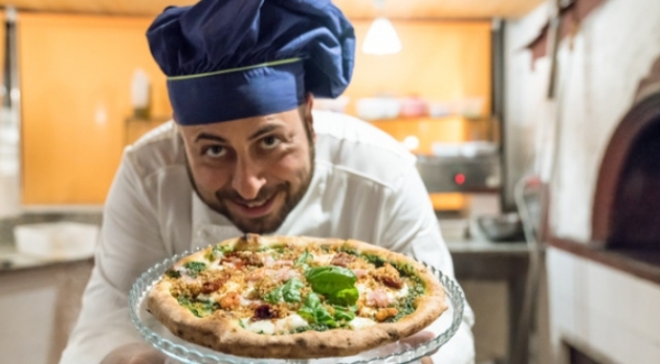 S. Giovanni Rotondo/ «Gargano pizza festival» gastronomia e beneficenza. Parte del ricavato consegnato per opere di solidarietà