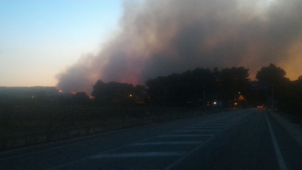 Emergenza incendi - Domato nella notte anche quello della Resega