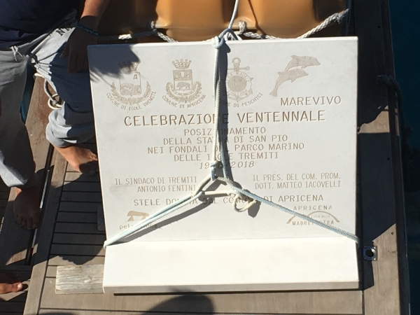 Isole Tremiti, tra fede e religiosità popolare le celebrazioni del ventennale della statua marina di Padre Pio